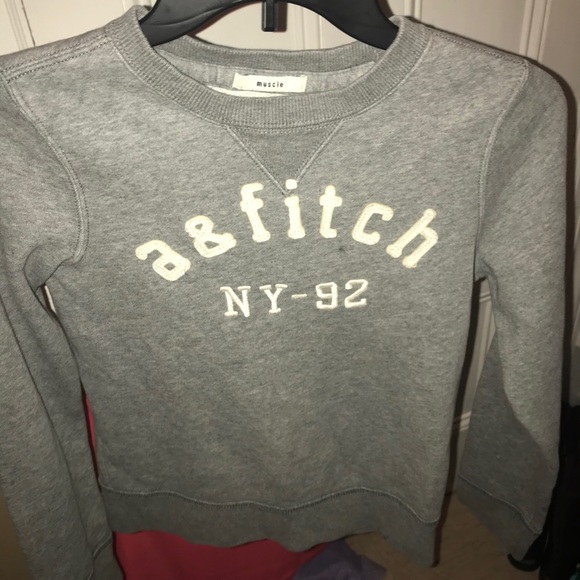 A&F pull over - Picture 1 of 2